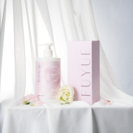 水潤光澤沐浴露